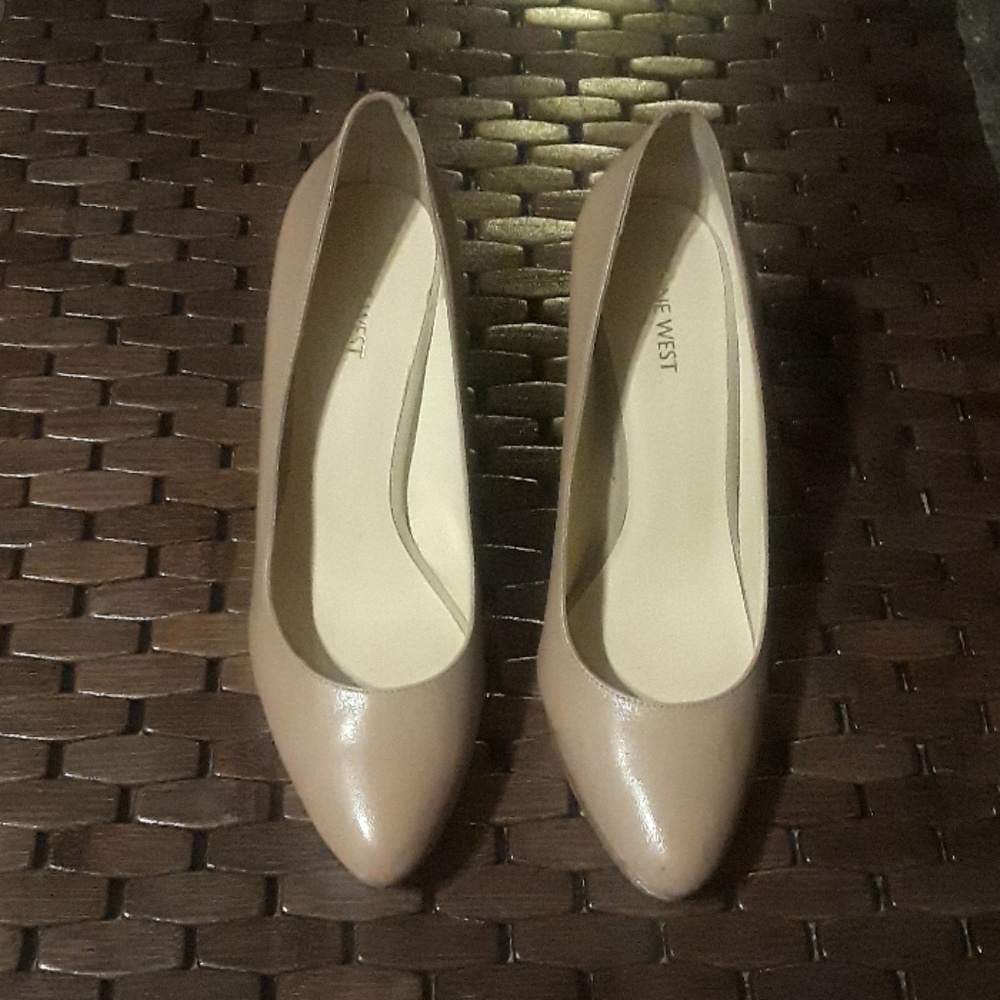 Gorgeous Tan heeled Shoes